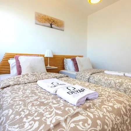Apartment Sea View With Pool - Relax By The Coast